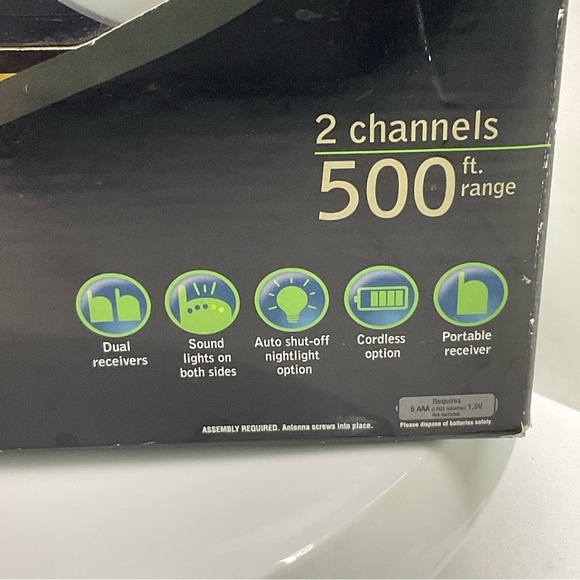 Fisher-Price Surround Sounds and Lights Dual Receivers monitor - Picture 3 of 6